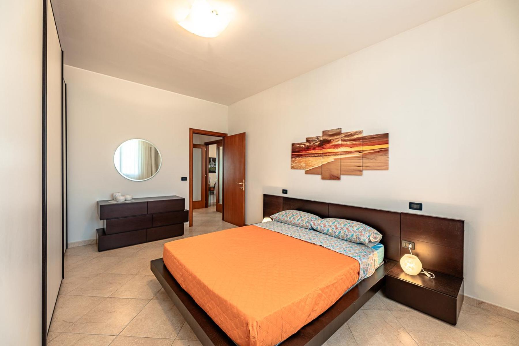 La Dimora Della Lullu, Luxury Apartment Пиетра Лигуре Екстериор снимка