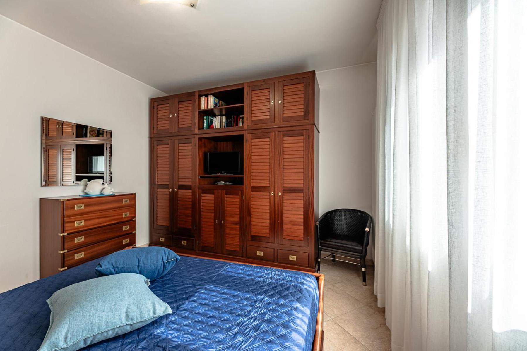La Dimora Della Lullu, Luxury Apartment Пиетра Лигуре Екстериор снимка