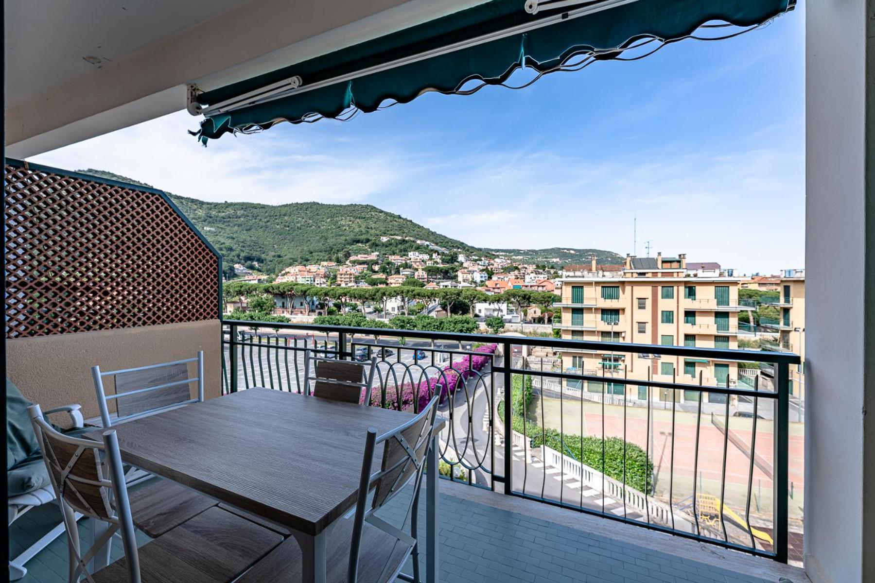 La Dimora Della Lullu, Luxury Apartment Пиетра Лигуре Екстериор снимка
